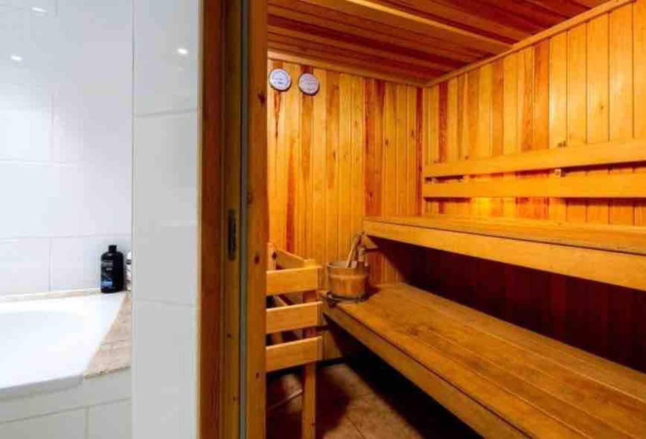 Artist'S Retreat - Old Signal Box - Private Sauna Bath Kültér fotó